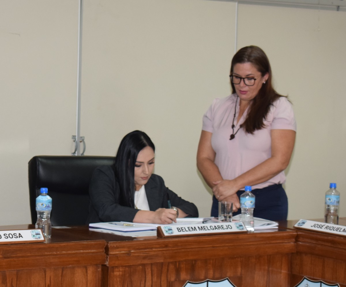 Foto 7 de SESION ORDINARIA DE LA JUNTA MUNICIPAL DE CAPIATA: Notas Recibidas, Nota Remitida y Expedientes Dictaminados