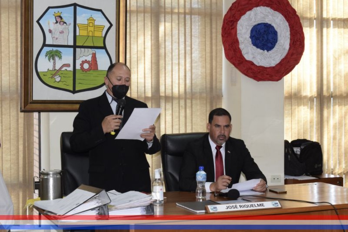 Foto 4 de SESION ORDINARIA DE LA JUNTA MUNICIPAL DE CAPIATA: Notas Recibidas, Nota Remitida y Expedientes Dictaminados