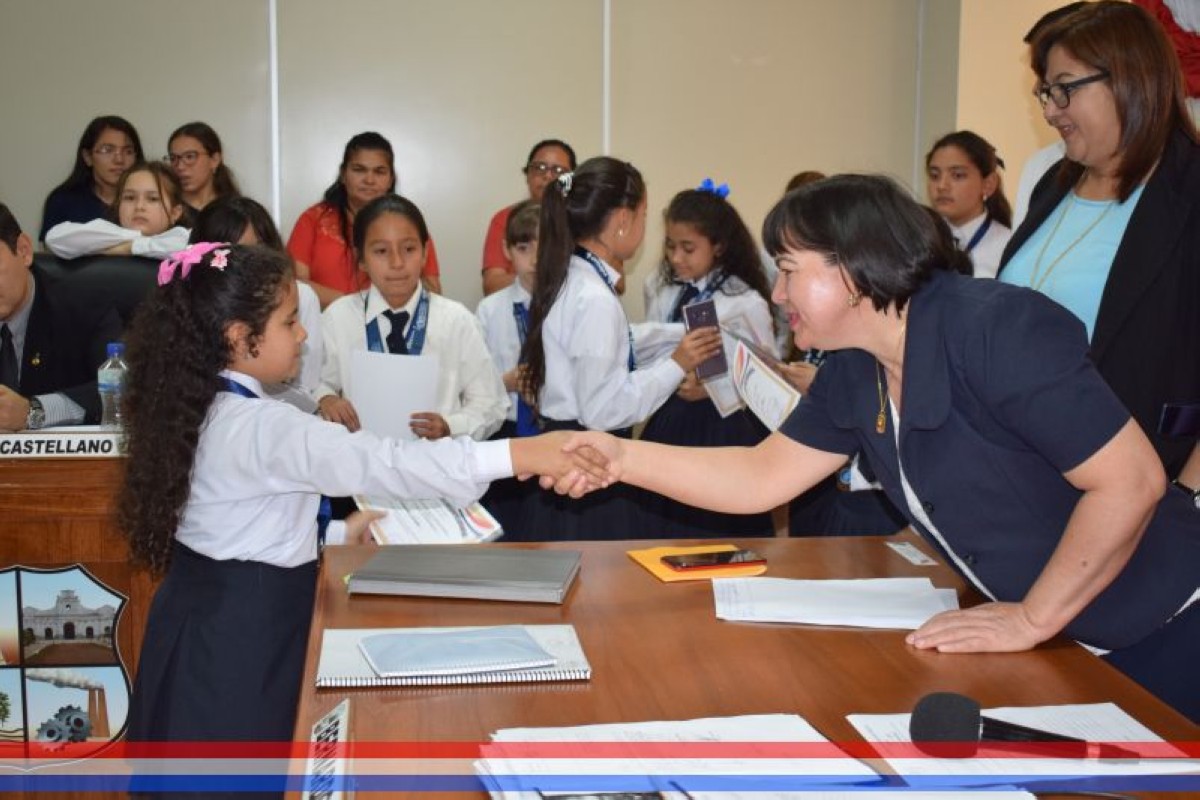 Foto 56 de Reconocimiento a la Esc. Bás. Nº 81 y Col. Nac. "Ma. Auxiliadora"