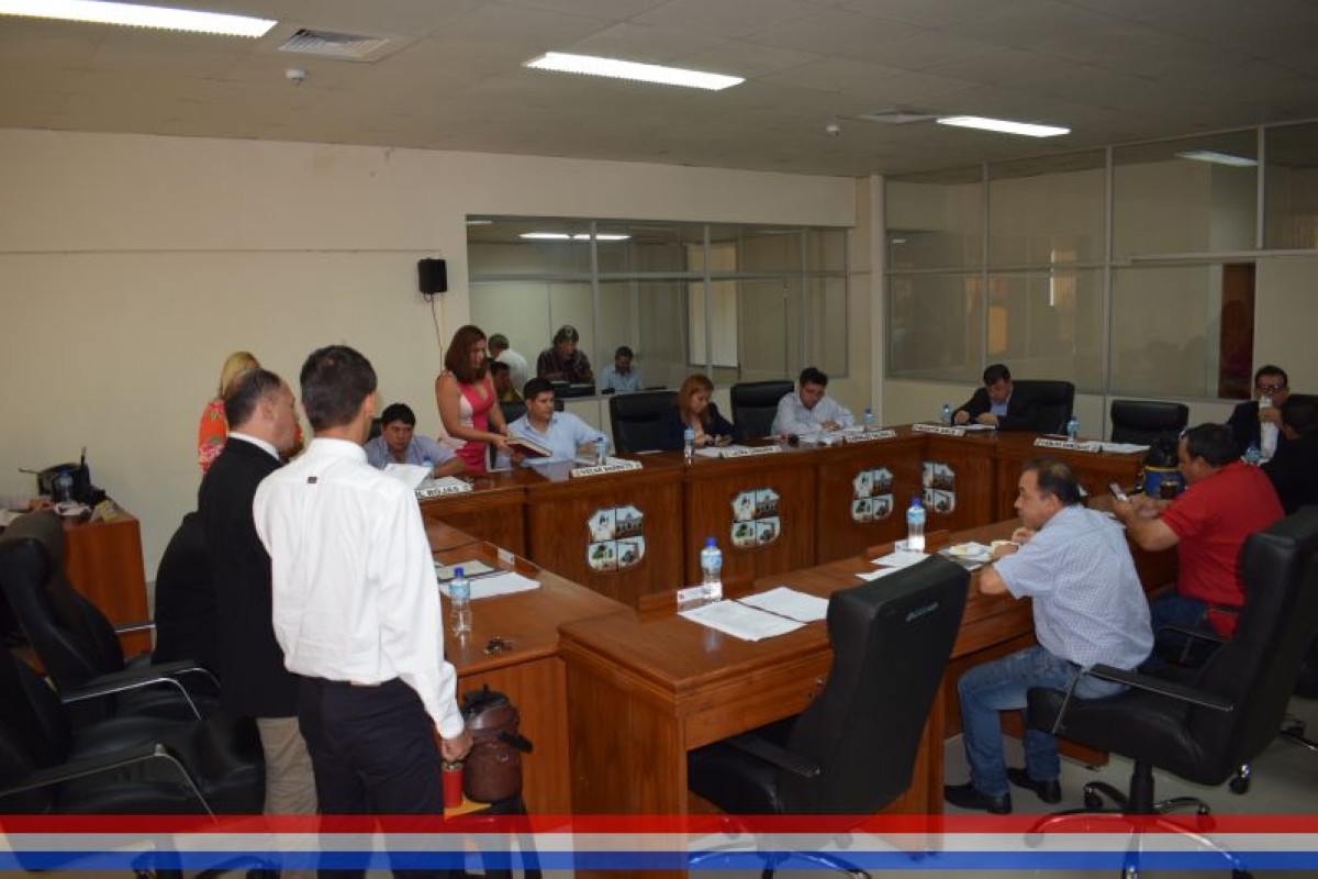 Foto 3 de SESION ORDINARIA DE LA JUNTA MUNICIPAL DE CAPIATA: Notas Recibidas y Notas Remitidas