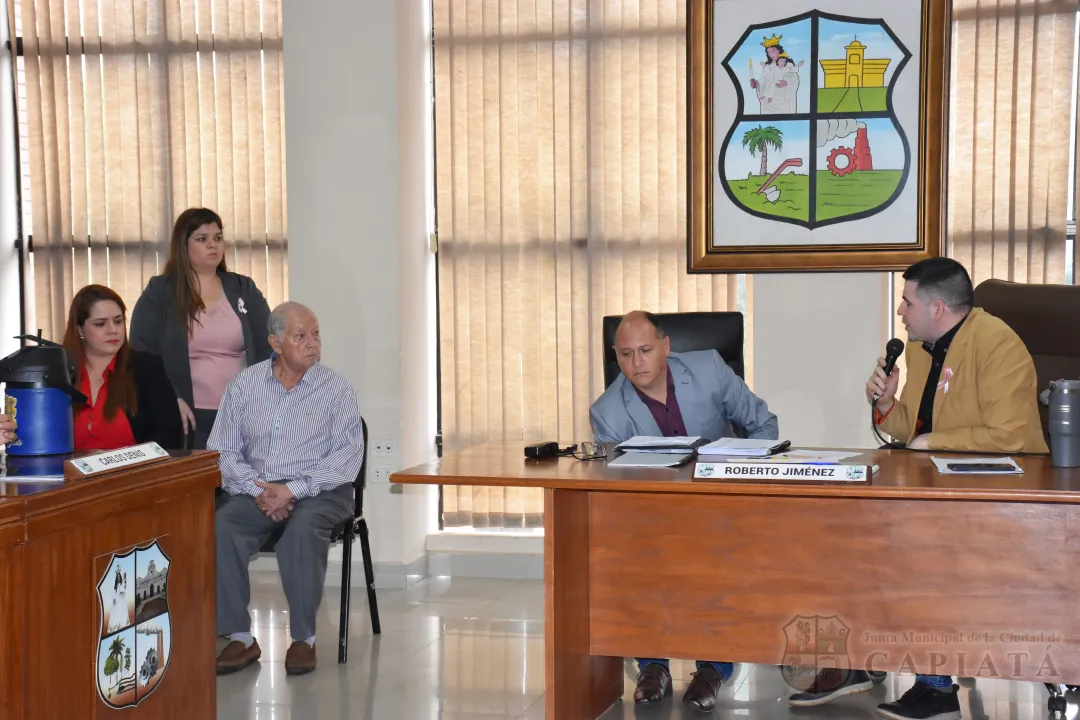 Foto 21 de Don Diosnel Castillo Riquelme, pionero del periodismo capiateño, declarado “Ciudadano Ilustre de la ciudad de Capiatá”