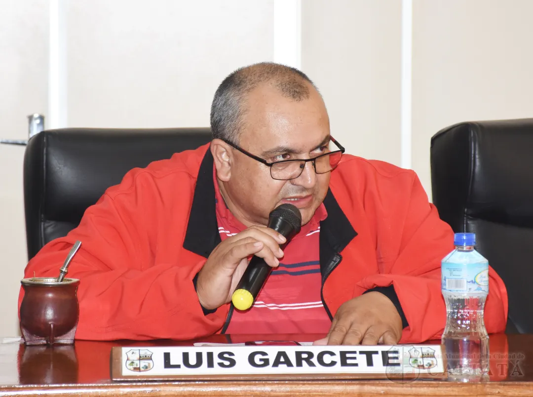 Foto 6 de SESION ORDINARIA DE LA JUNTA MUNICIPAL DE CAPIATA: Notas Recibidas y Expedientes Dictaminados