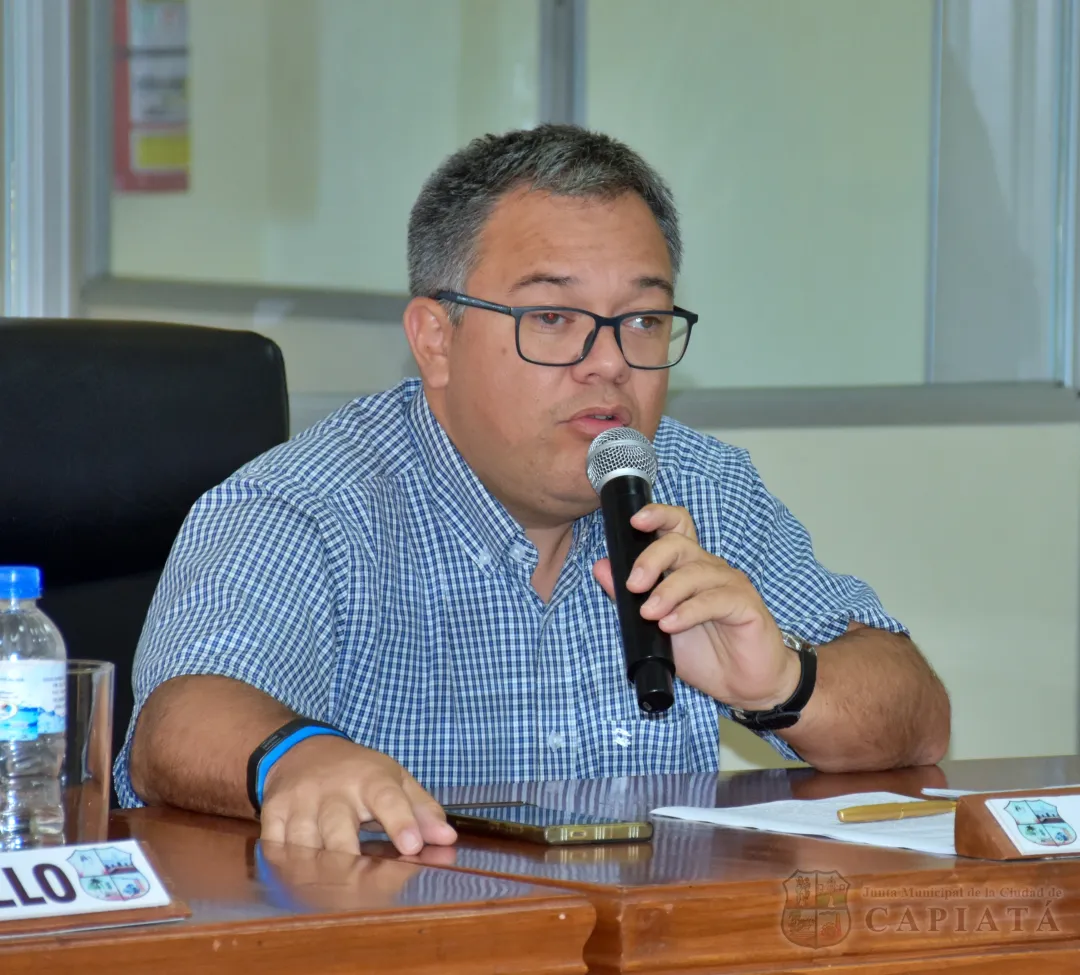 Foto 1 de Instan al Ejecutivo Municipal a investigar presuntos cobros irregulares a usuarios por parte de la empresa recolectora de residuos y solicitar un informe al respecto