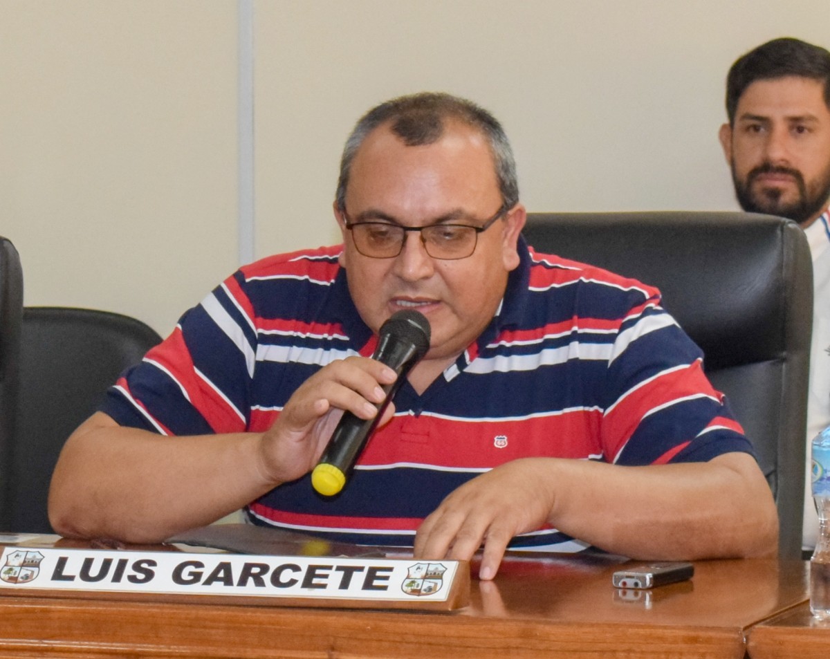 Foto 1 de Declaran de Urgencia la reparación total de la instalación eléctrica de la escuela Virgen de las Mercedes de la Cía. 16ª Uruguay