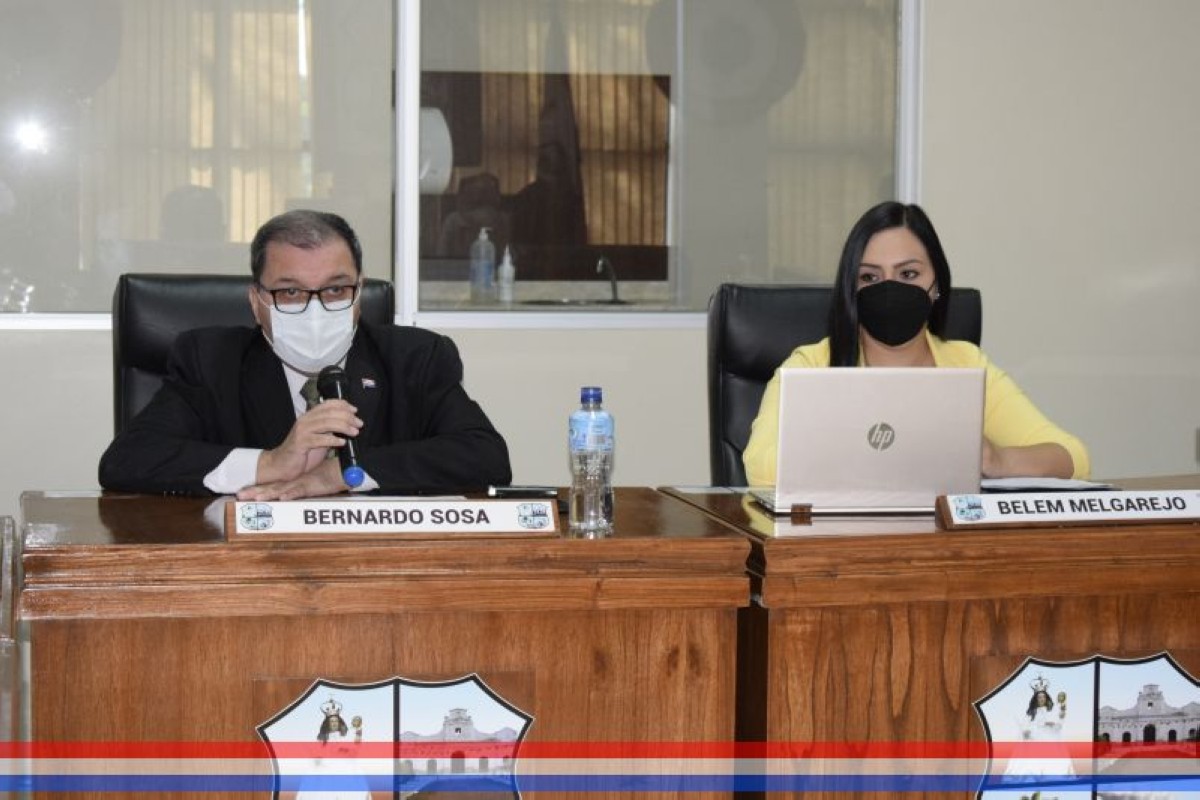 Foto 6 de SESION EXTRAORDINARIA DE LA JUNTA MUNICIPAL DE CAPIATA: Notas Recibidas y Expedientes Dictaminados