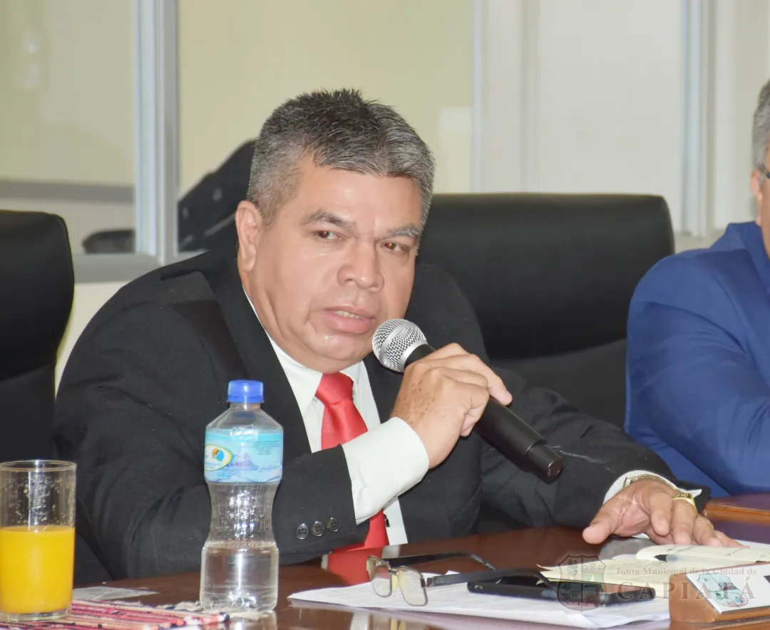 Foto 46 de Asumió la nueva Mesa Directiva, periodo 2025 – 2026, conformada por el concejal Braulio Riquelme, como Presidente, y por el concejal David Llano, como Vicepresidente