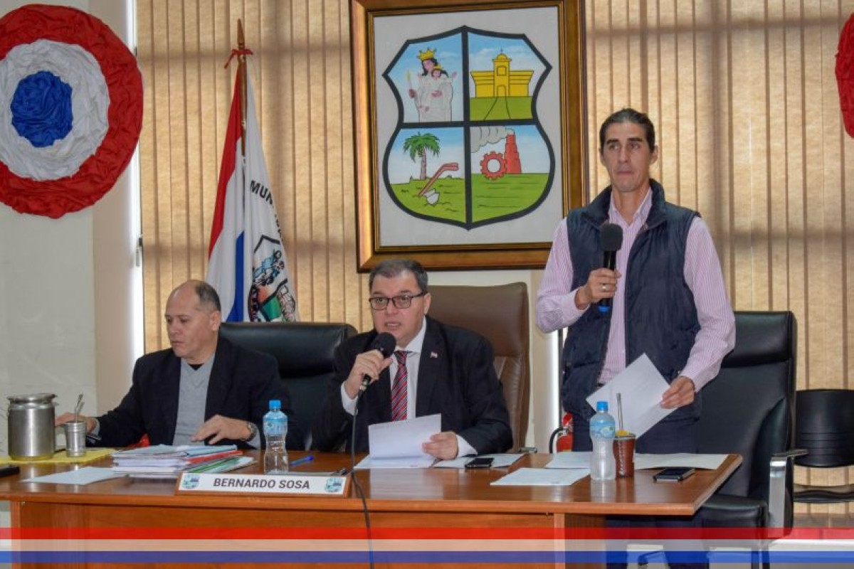 Foto 14 de SESION ORDINARIA DE LA JUNTA MUNICIPAL DE CAPIATA: Notas Recibidas, Notas Remitidas y Expedientes Dictaminados