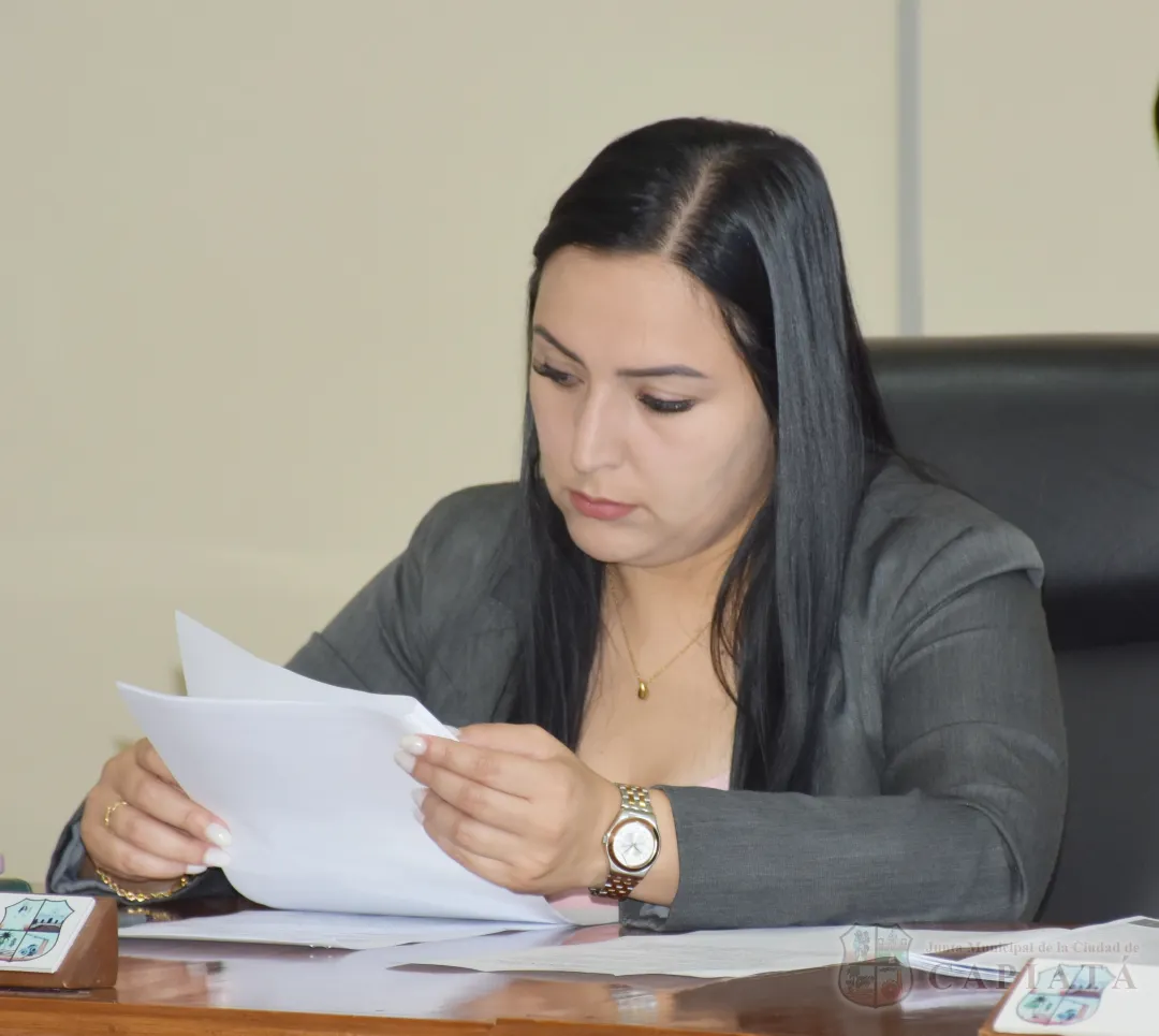 Foto 6 de SESION ORDINARIA DE LA JUNTA MUNICIPAL DE CAPIATA: Notas Recibidas y Expedientes Dictaminados