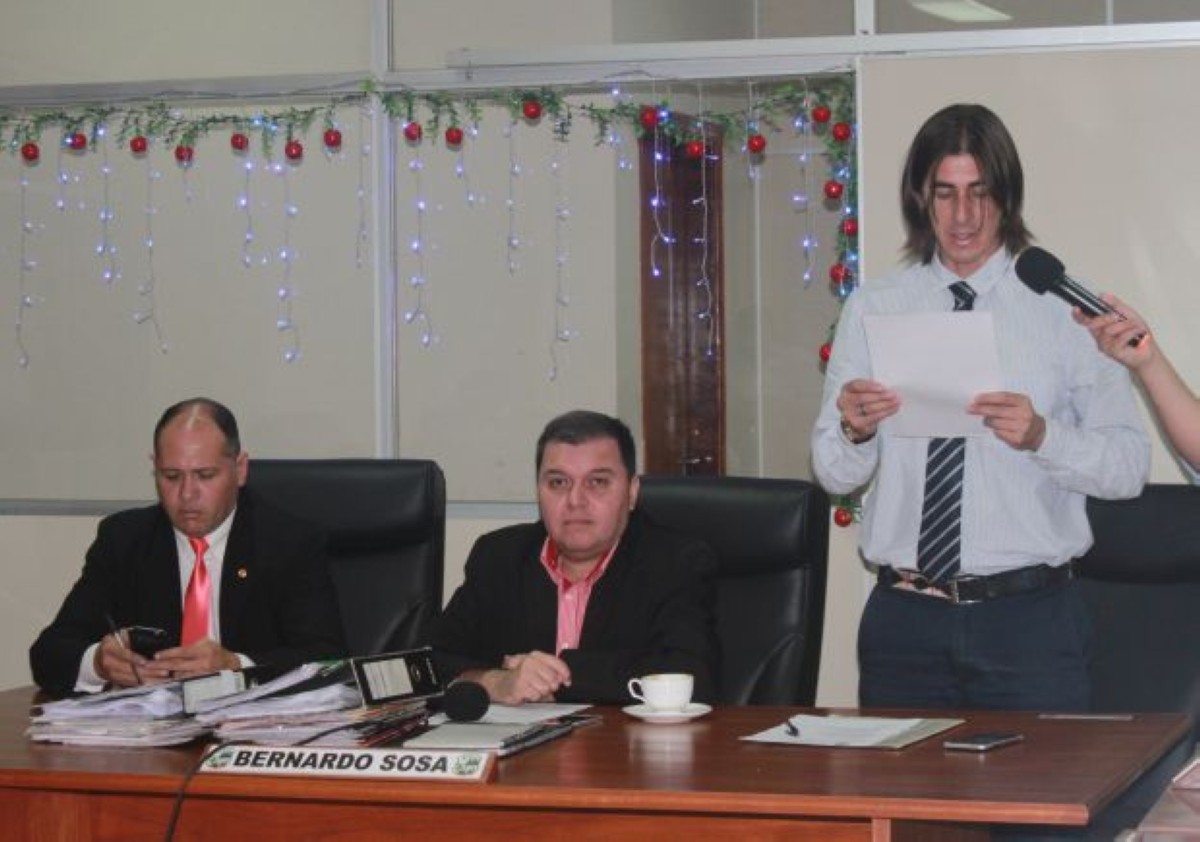 Foto 2 de SESION ORDINARIA DE LA JUNTA MUNICIPAL DE CAPIATA: Notas Recibidas y Expedientes Dictaminados