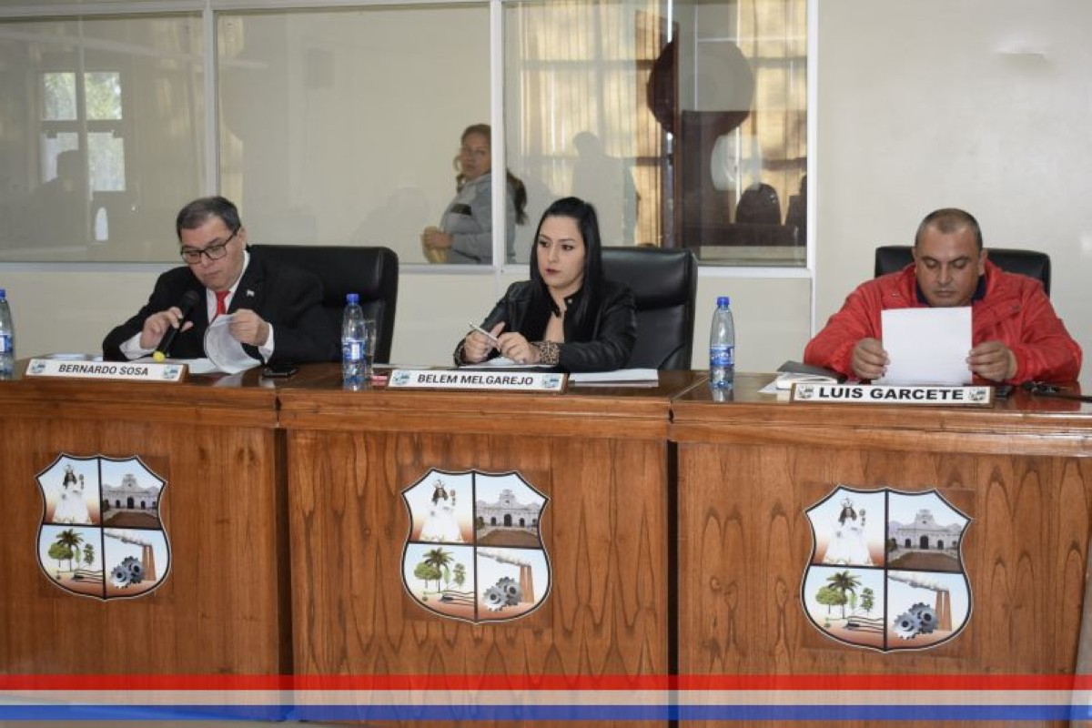 Foto 8 de SESION ORDINARIA DE LA JUNTA MUNICIPAL DE CAPIATA: Notas Recibidas, Nota Remitida y Expedientes Dictaminados