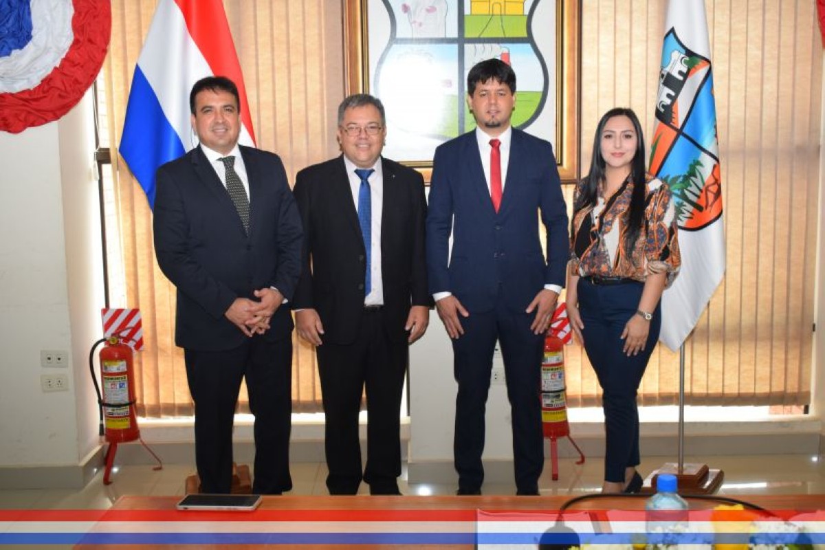 Foto 18 de Asumió la nueva Mesa Directiva, periodo 2023 – 2024: Presidente, concejal Braulio Riquelme; Vicepresidente, concejal David Llano