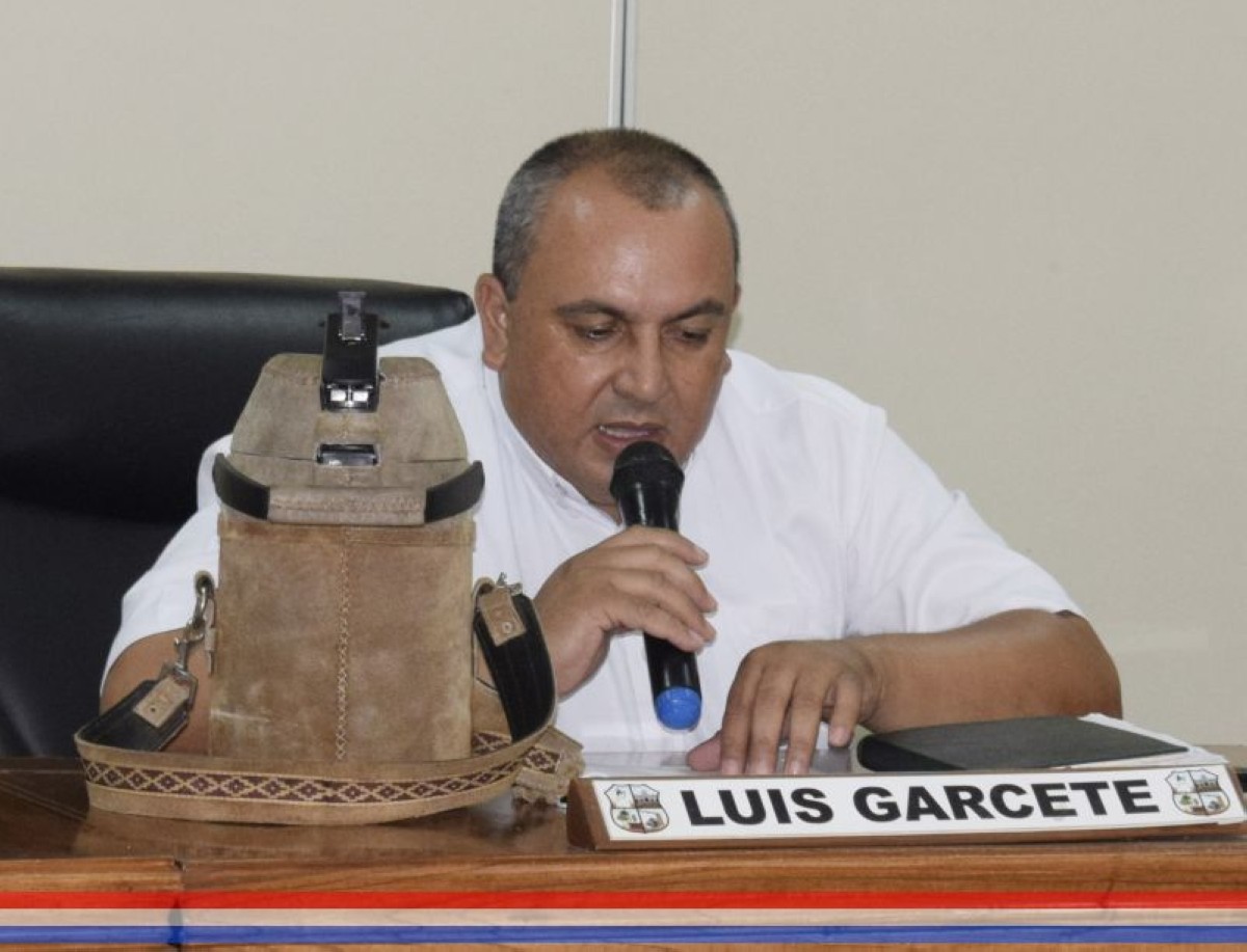 Foto 1 de Varias zonas de la ciudad aún permanecen sin el suministro de energía eléctrica tras el último temporal, denunciaron