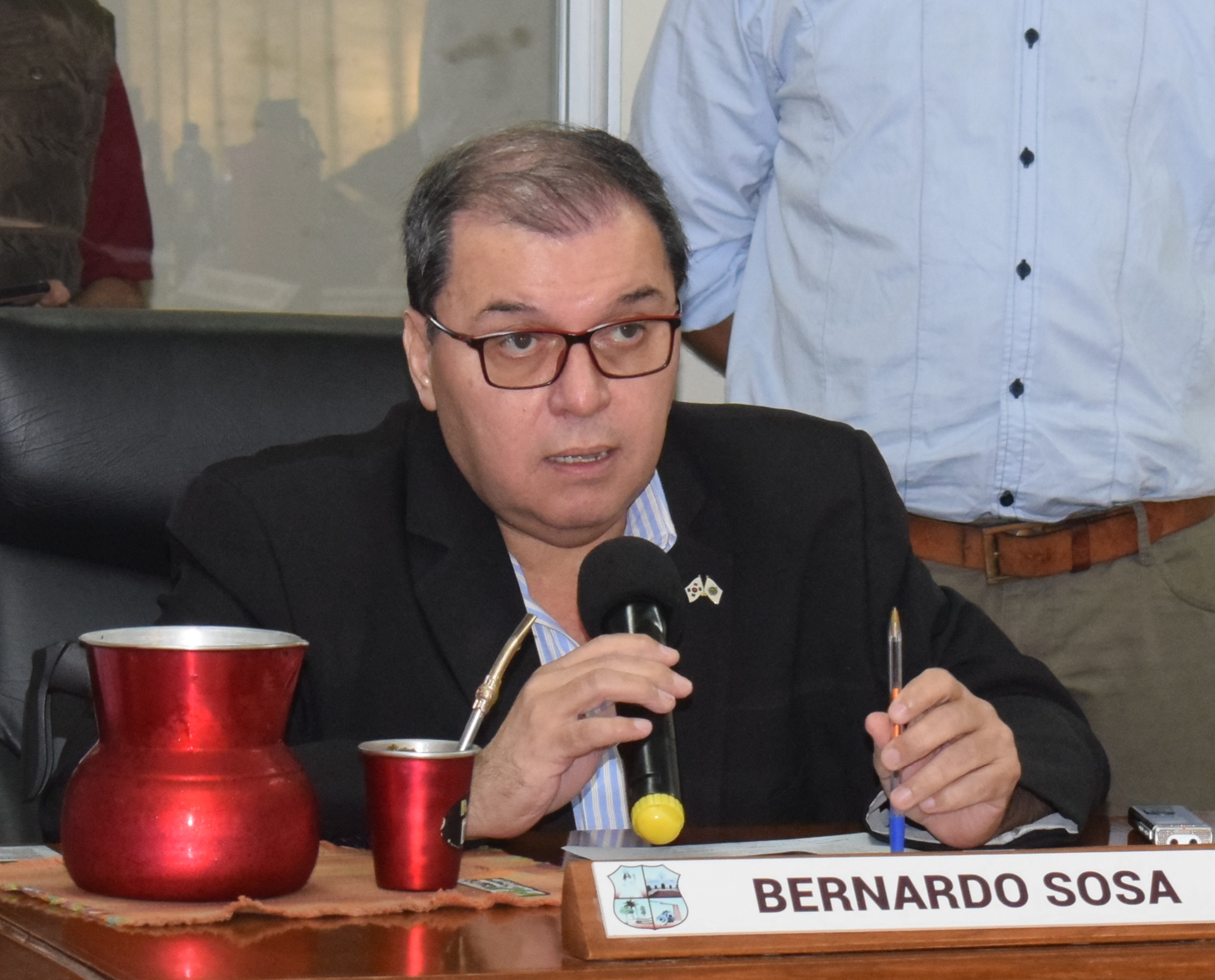 Concejal Sosa Viveros solicita al Ejecutivo Municipal la instalación de un reductor de velocidad sobre la calle Curupayty casi Sgto. 1º Octaviano Maidana