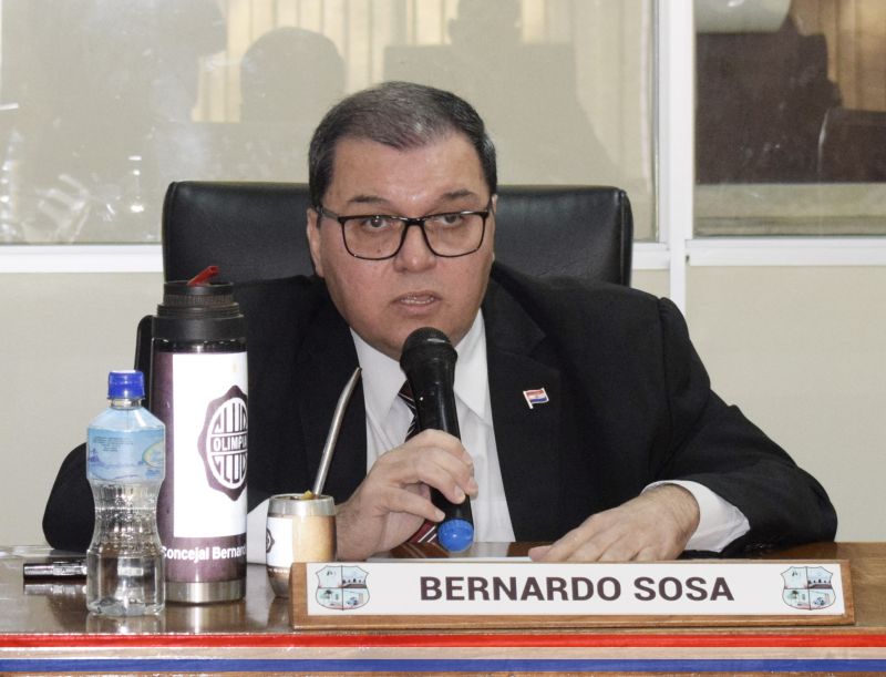 Concejal Sosa Viveros solicita al Ejecutivo Municipal insistir con el MOPC para asfaltar la calle calle Juan Angel Ayala de Cía. 4ª Costa Salinares