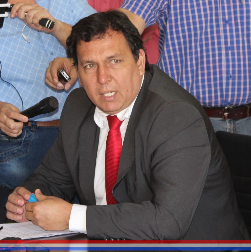 Solicitan la instalación de carteles de prohibición de estacionamiento en la zona de Rojas Cañada