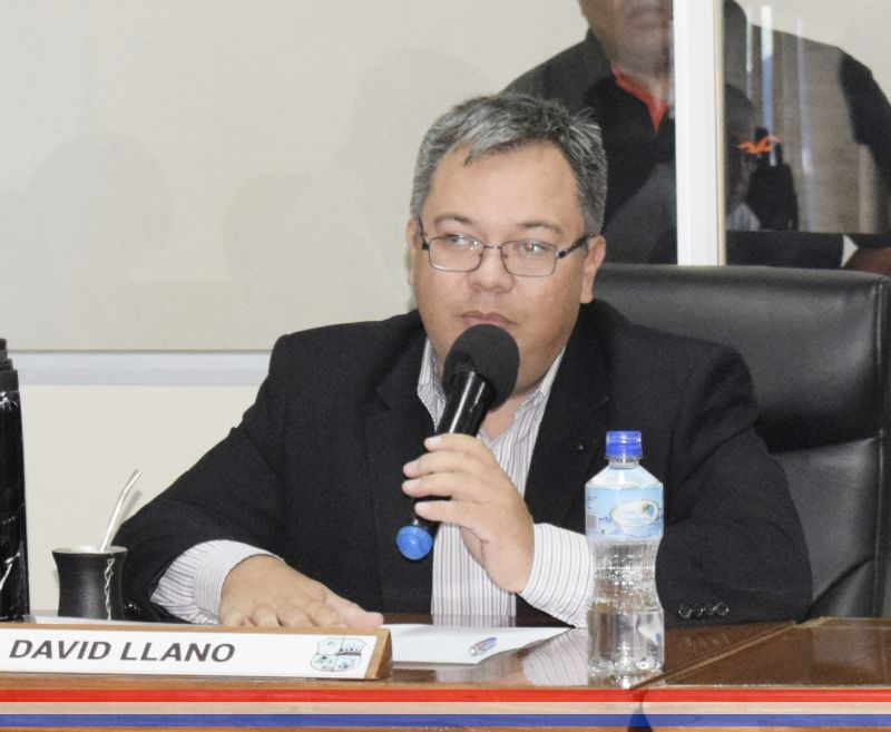 Concejal David Llano solicita informe al Ejecutivo Municipal sobre la situación administrativa del cementerio "Brisas del Sur"