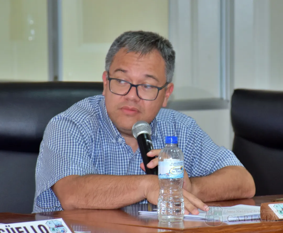 Concejal Llano solicita informe sobre servicio de recolección de residuos a cargo del Consorcio Nuestra Señora de la Candelaria