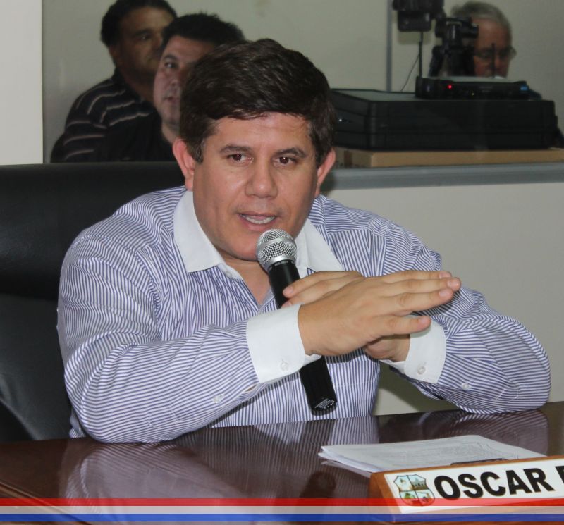 Intendente de J. Augusto Saldívar residiría en territorio capiateño, según señala en un informe el concejal Oscar Barreto