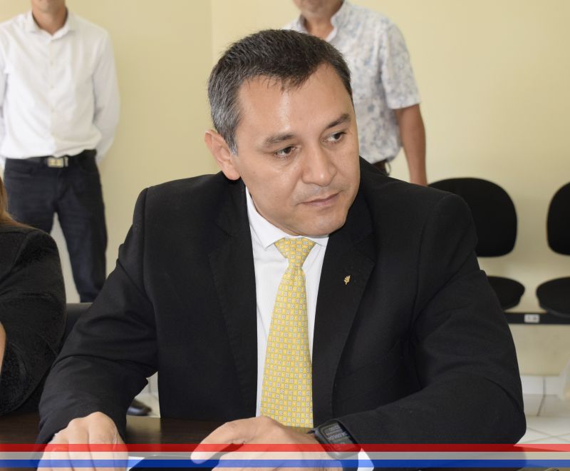 Concejal Néstor Castellano solicita realizar refacciones en las instalaciones del Centro Comunitario Municipal