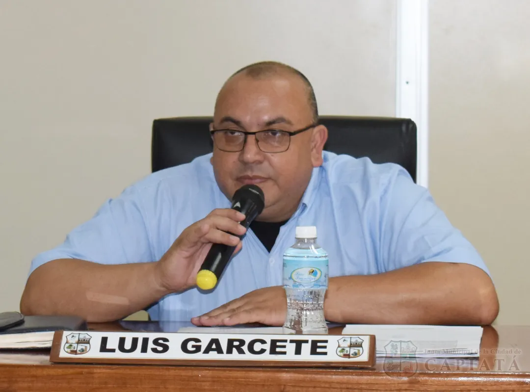 Solicitan convocar a aguaterías privadas para una reunión de trabajo a fin de solucionar el problema de la destrucción de los asfaltados