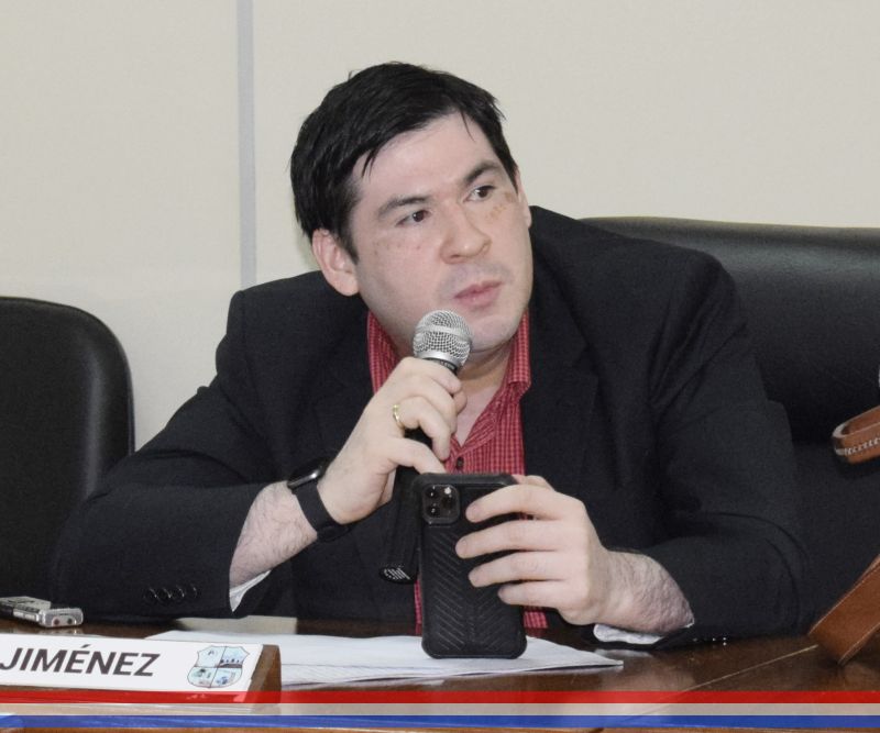Solicitan al Ejecutivo Municipal realizar gestiones para contratar a profesores que preparen a estudiantes postulados para becas de Itaipú