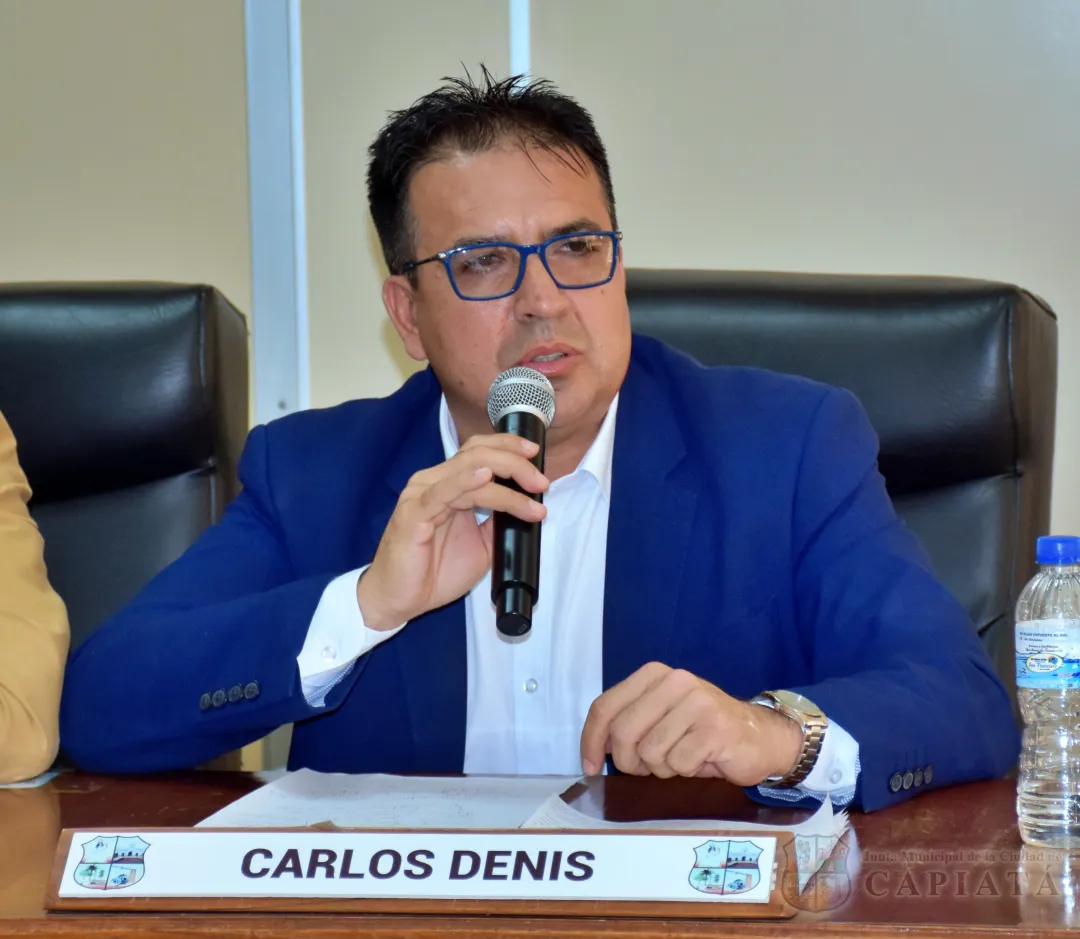 Concejal Denis propone incremento salarial para dos operarios de maquinarias “comprometidos con la institución municipal y la sociedad”