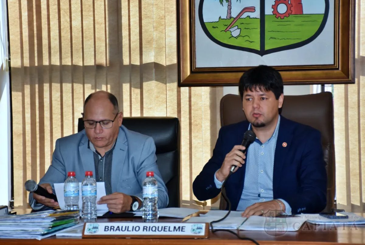 SESION ORDINARIA DE LA JUNTA MUNICIPAL DE CAPIATA: Notas Recibidas y Expedientes Dictaminados