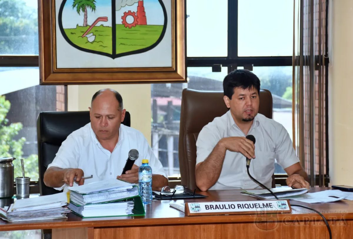 SESION ORDINARIA DE LA JUNTA MUNICIPAL DE CAPIATA: Notas Recibidas y Expedientes Dictaminados