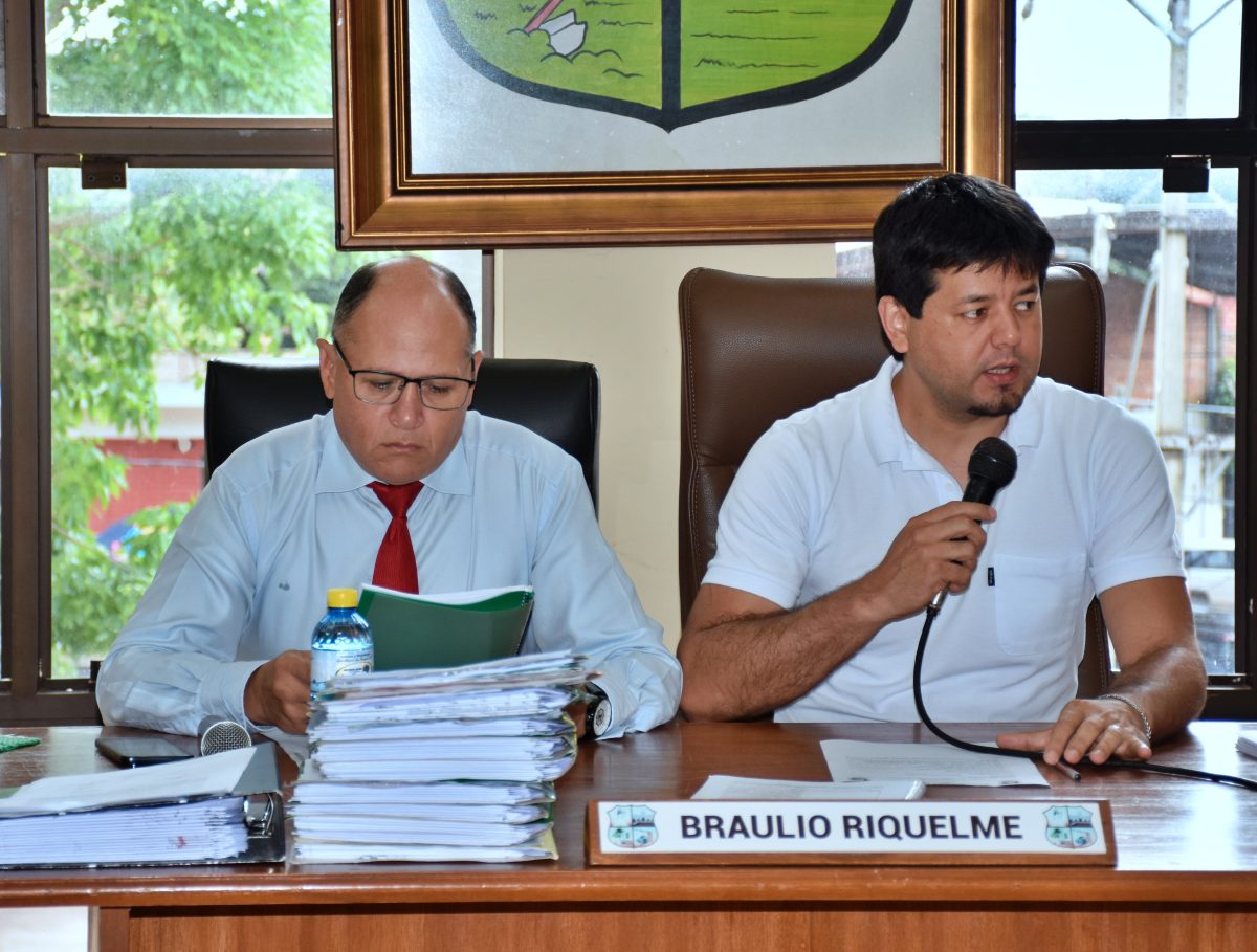 Foto 1 de Actas de las sesiones de la Junta Municipal estarán disponibles en formato digital en el sitio web: https://actas.jmcapiata.gov.py/