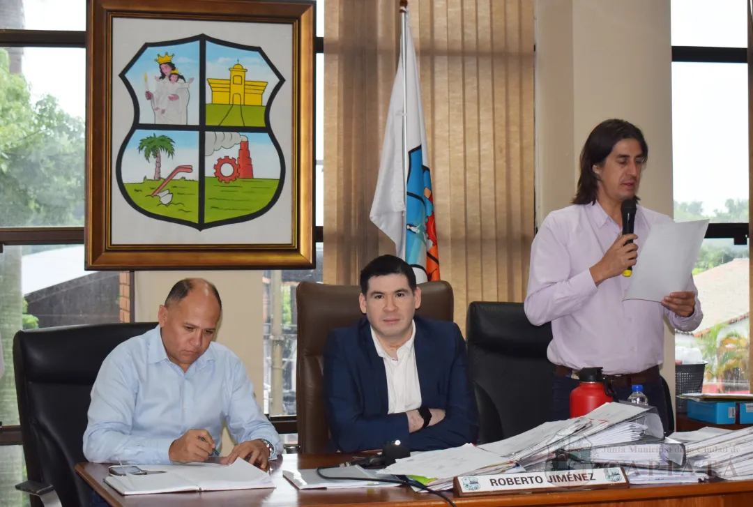 SESION ORDINARIA DE LA JUNTA MUNICIPAL DE CAPIATA: Notas Recibidas y Expedientes Dictaminados