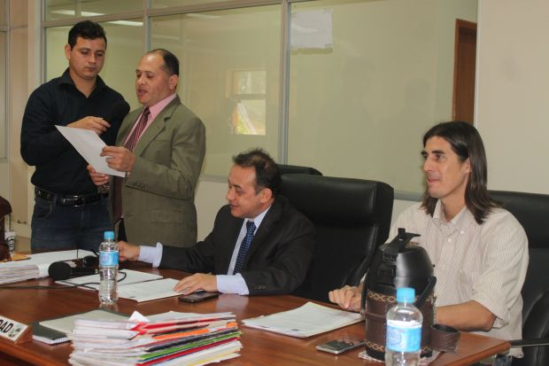 Comisión Vecinal del barrio El Progreso de la Cía. 7ª Ybyraró cuenta con permiso de la Comuna para realizar trabajos en la plaza del asentamiento