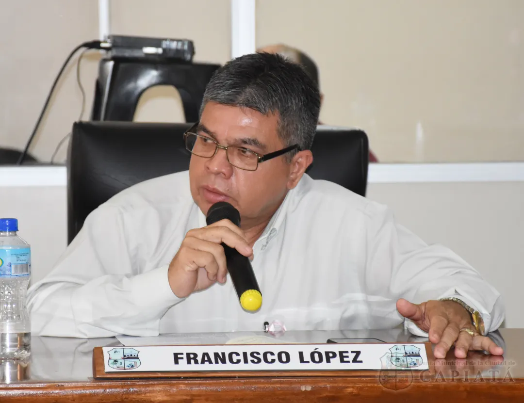 Concejal López solicita la instalación de un nuevo puente peatonal que conecte las comunidades de Don Antonio y San Vicente de Paul
