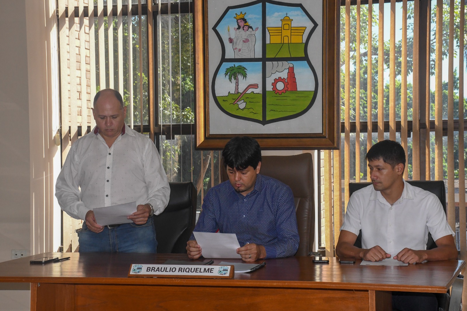 SESION EXTRAORDINARIA DE LA JUNTA MUNICIPAL DE CAPIATA
