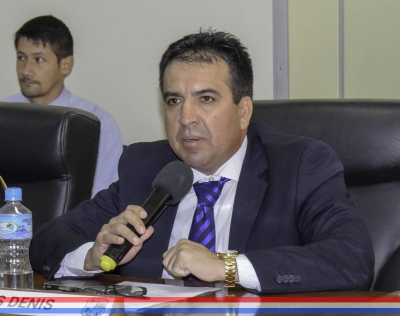 Concejal Denis solicita informe al Ejecutivo Municipal sobre proyecto de anfiteatro municipal