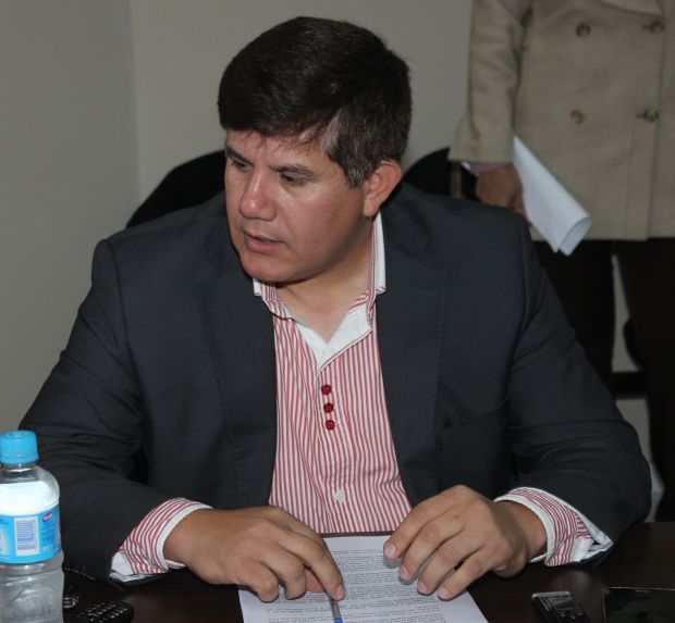 Concejal Barreto solicita el despeje de calle utilizada como parada de ómnibus en el sector de ruta I