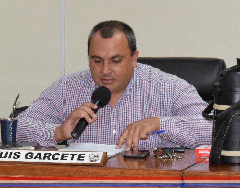 Solicitan informe técnico a la Dirección de Obras respecto al cruce entre Avda. Tte. Leonardo Salinas y Avda. José Asunción Flores