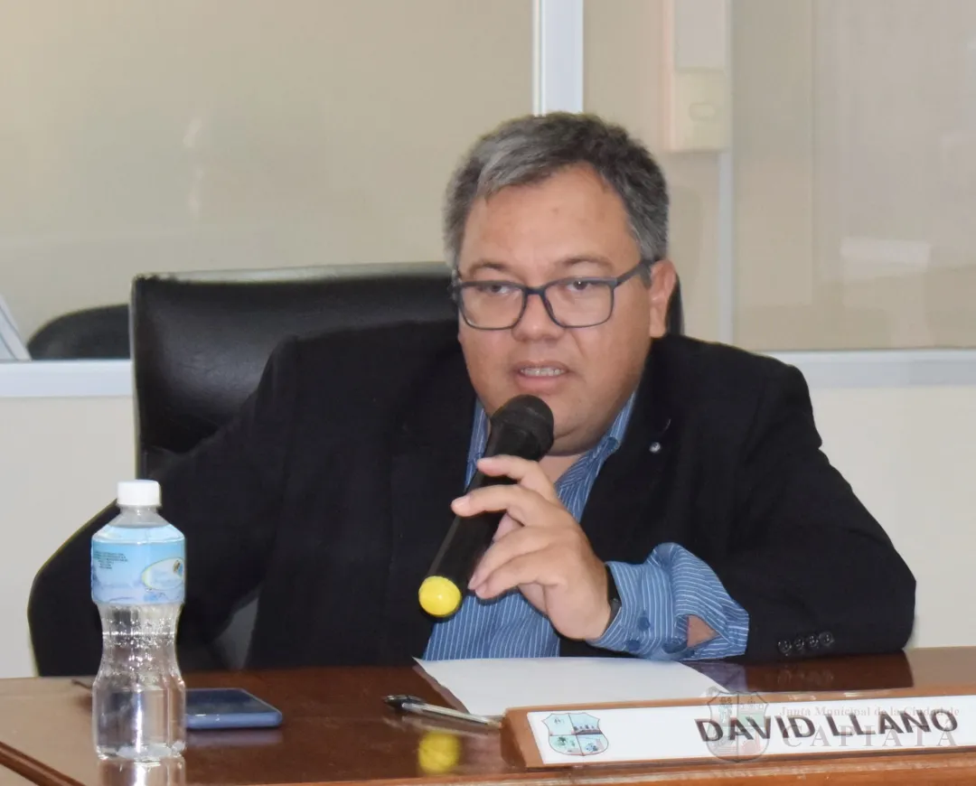 Concejal Llano agradece al Gobernador de Central por la donación a favor de una familia de Aldana Cañada que quedó sin hogar debido a un incendio