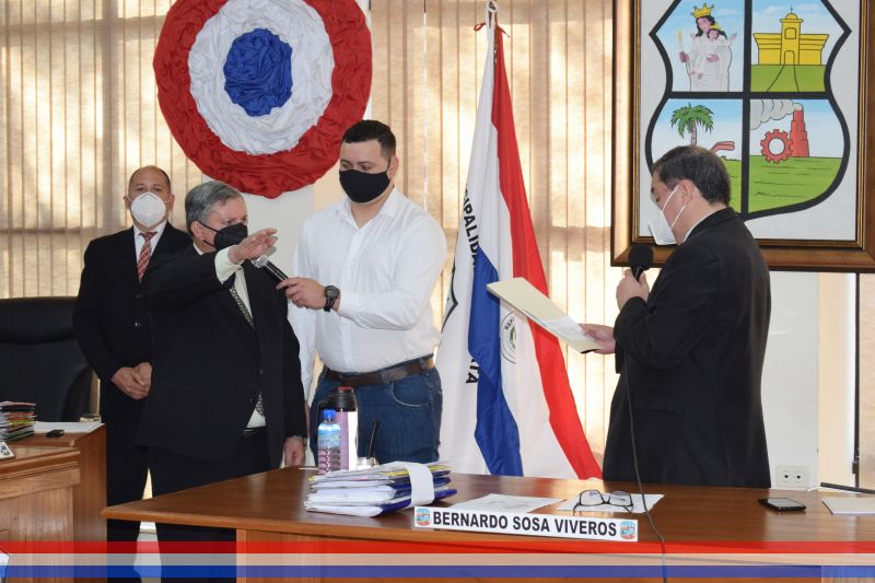 Dr. Eladio Silvera asume como concejal municipal en sustitución del ahora intendente Martín Orué