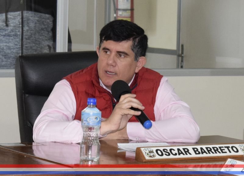 Concejal Barreto solicita al Ejecutivo Municipal verificación y reparación de un badén ubicado sobre la Avda. Adán Ramírez