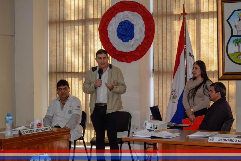 Autoridades del Hospital Distrital de Capiatá presentaron proyecto de área de Urgencias