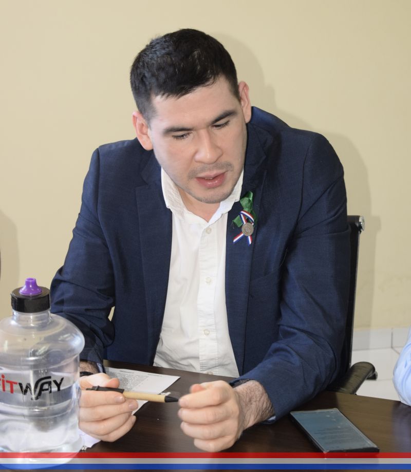 Concejal Jiménez solicita al Ejecutivo Municipal la limpieza del predio del colegio técnico municipal "Santa Teresita"