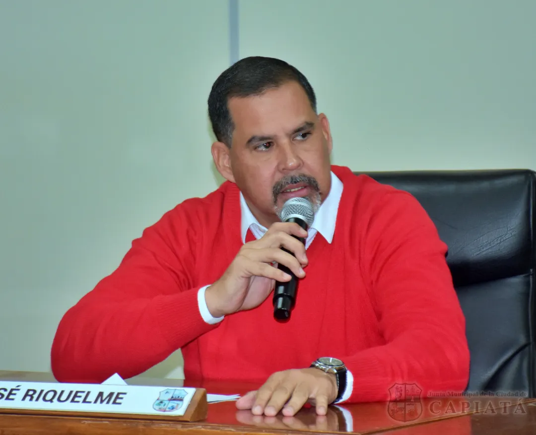 Concejal Riquelme reitera solicitud de informe al Consejo Local de Salud sobre la situación actual del Hospital Distrital