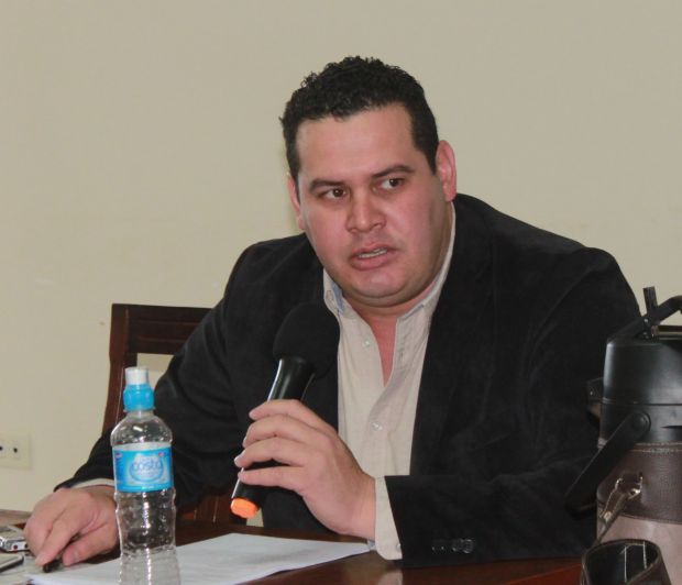 Concejal Nagel solicita una mejor señalización de los pasos peatonales en calles y rutas