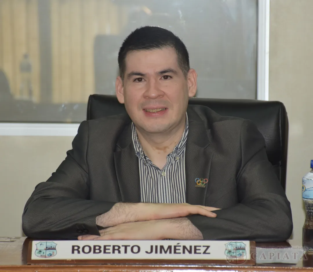 Concejal Jiménez propone “Reconocimiento al Mérito” al Sr. Pedro Caballero y la Dra. Lourdes Noemí Branda de Paredes