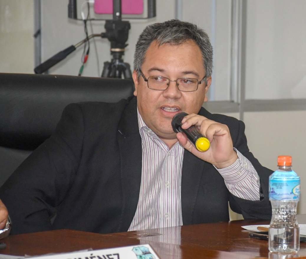 Concejal Llano solicita al Pleno emitir un Manifiesto de rechazo al proyecto FONAE que cercena a la Gobernación de Central los recursos del plan nutricional