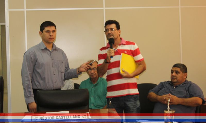 Asociación de Taxistas de Capiatá planteó algunas inquietudes de su gremio al pleno en visita realizada