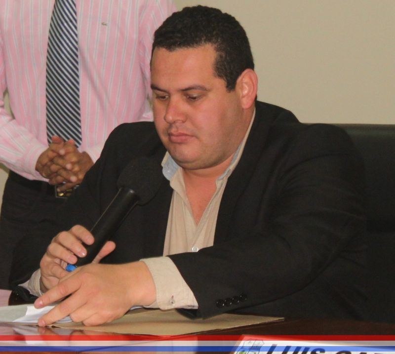 Declaran emergencia por derrame de aguas servidas en la ciudad de Capiatá