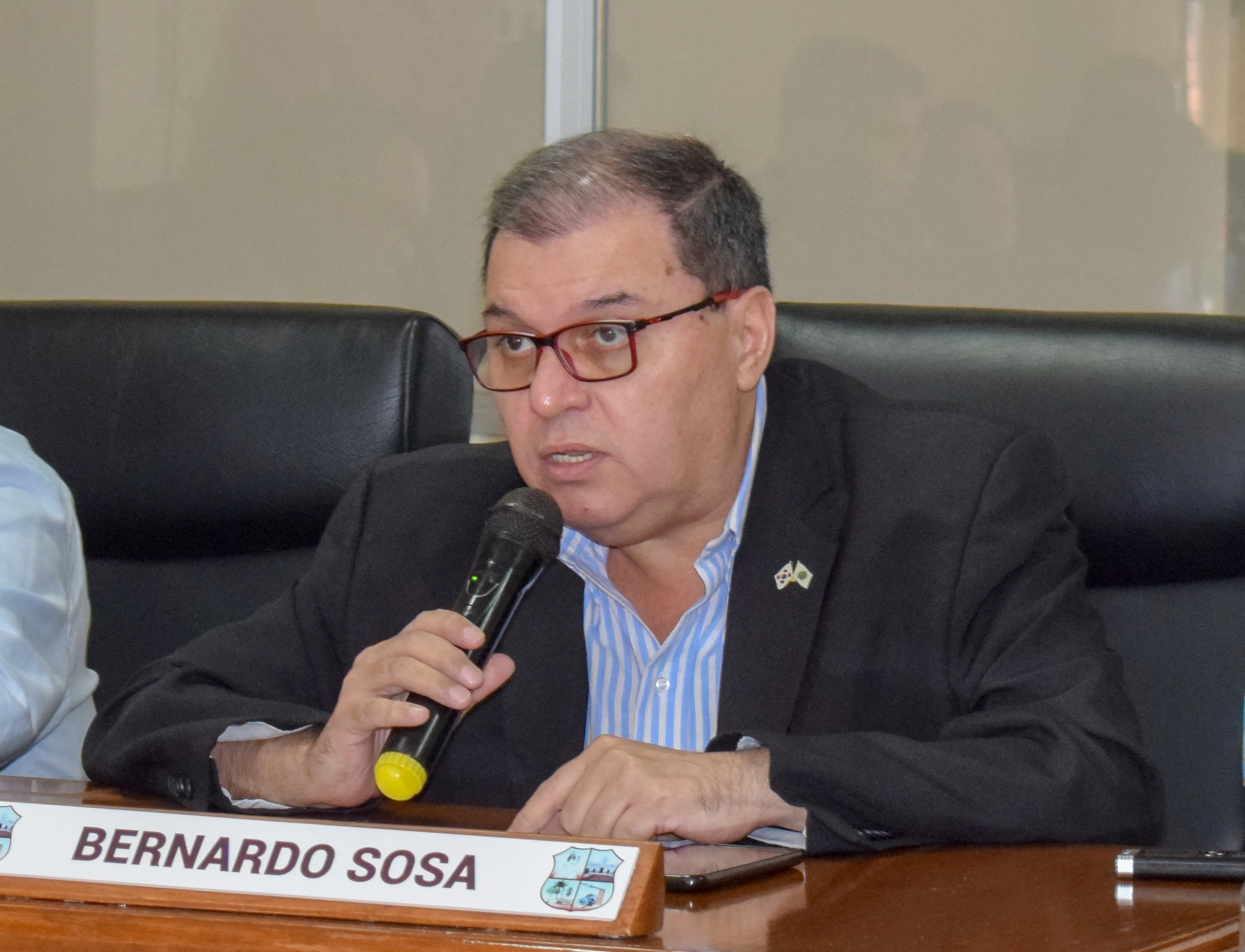 Concejal Sosa Viveros solicita informe al Ejecutivo Municipal sobre la situación del futuro supermercado Súper Seis, cuya construcción aún no inició