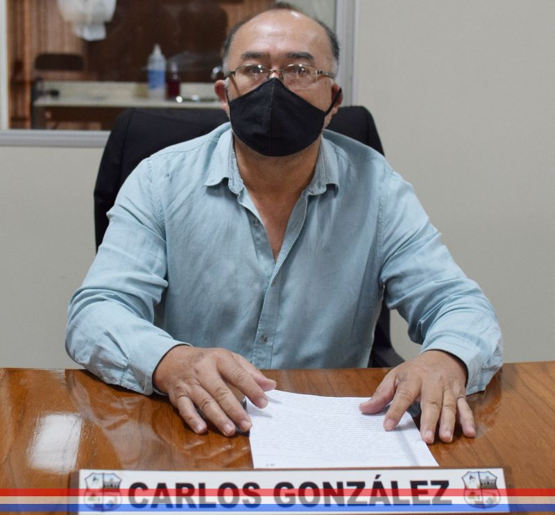 Calle principal de la Cía. 7ª Posta Ybyraró registra acumulación de arena y necesita limpieza, informó el concejal Carlos González