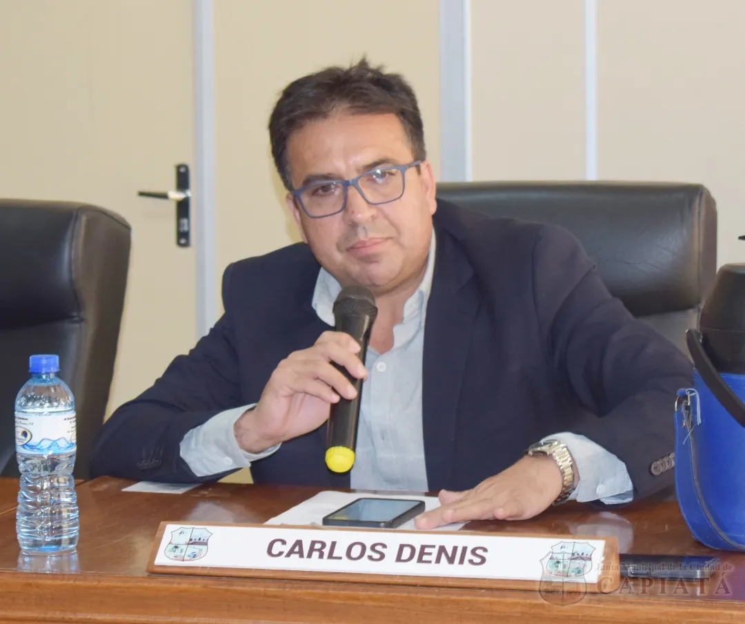 Exitosa reunión informativa con vecinos de Loma Barrero sobre proyecto Centro de Atención Integral a la Primera Infancia